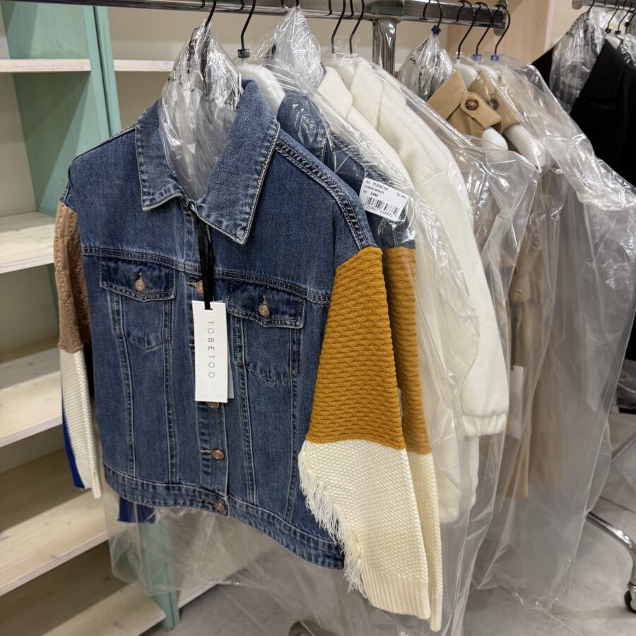 TO BE TOO   €8,00 - immagine 4